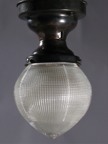 Teardrop Holophane Flush Fixture